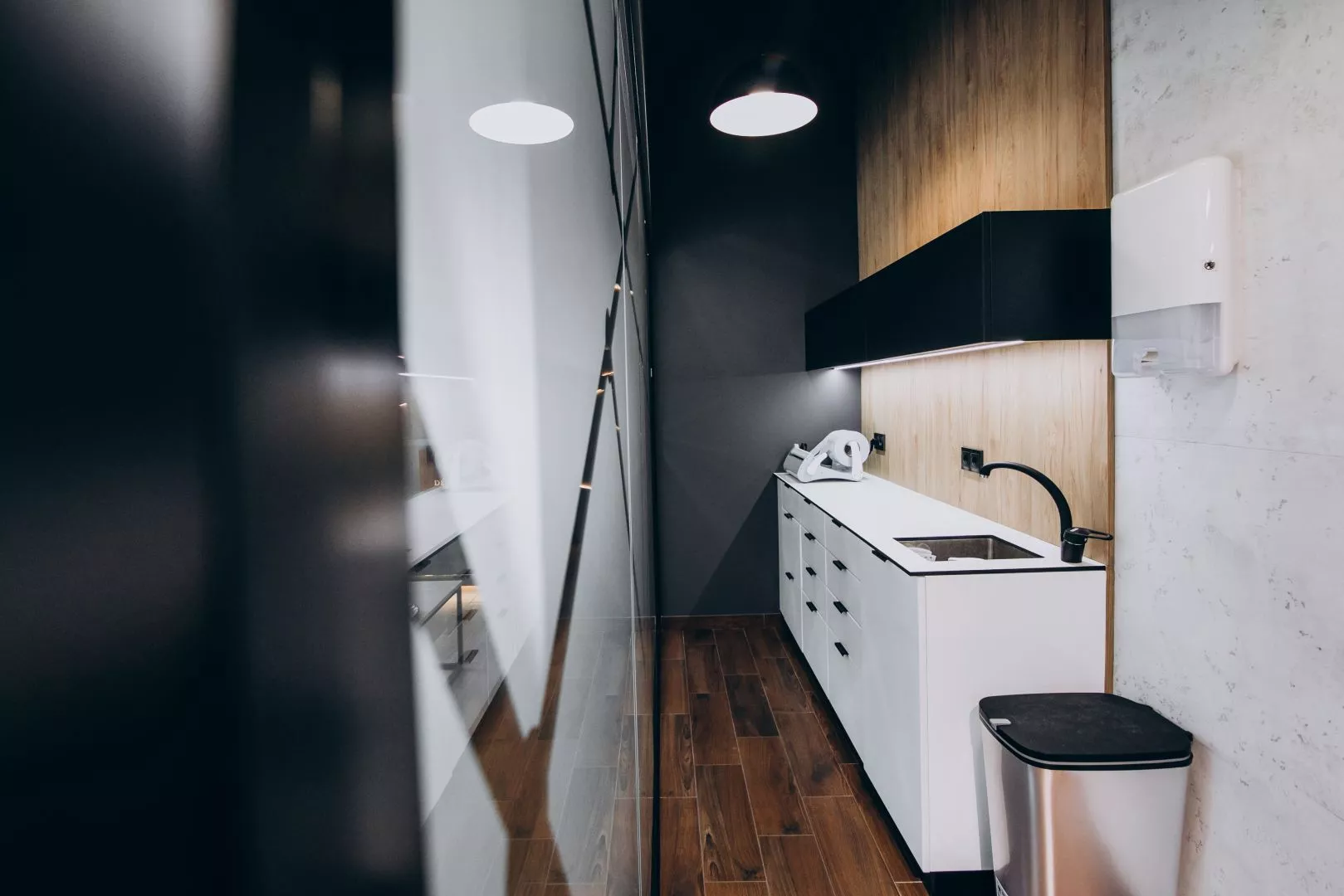 Maximising Space in Small Bathrooms and Kitchens